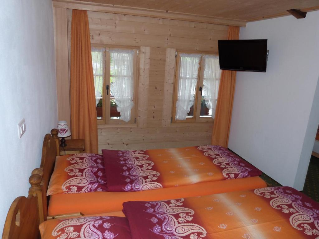 Hotel De Ville Rossinière Zimmer foto